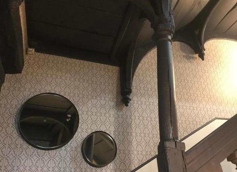 ホテル Marnie Et Mister H