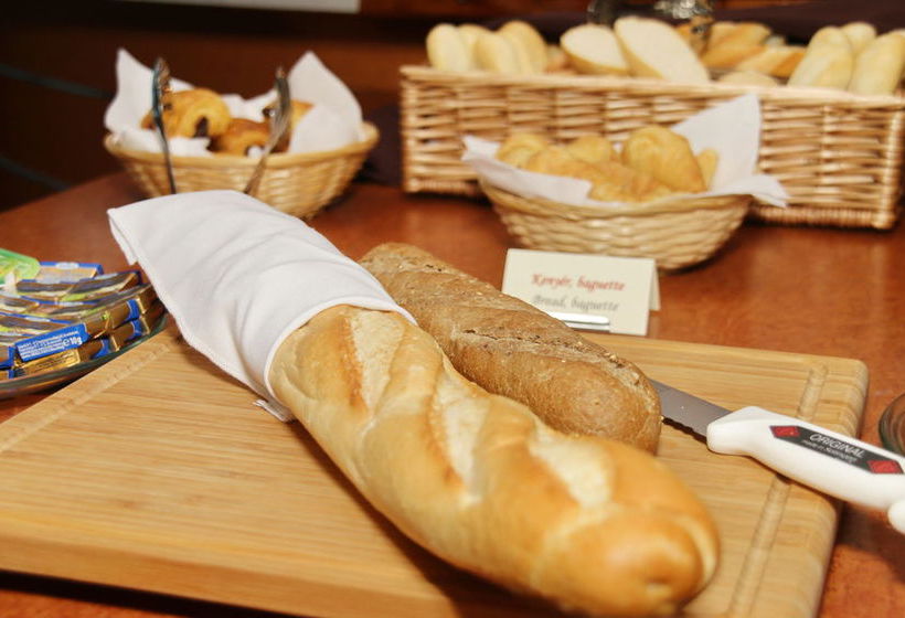 酒店 Onriver S   Ms Cezanne