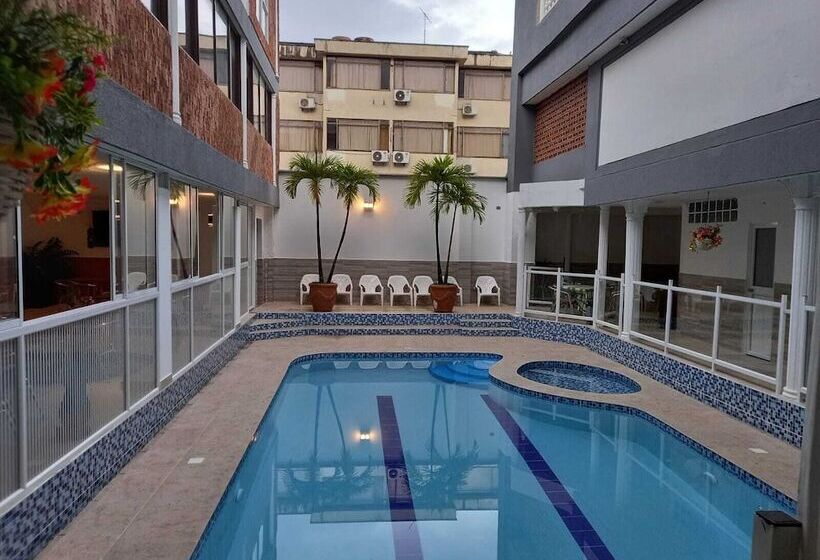 Отель Napolitano