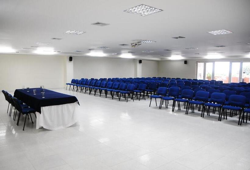 Отель Napolitano