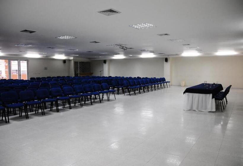 Отель Napolitano