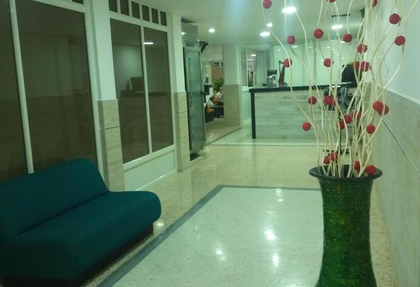 Отель Napolitano