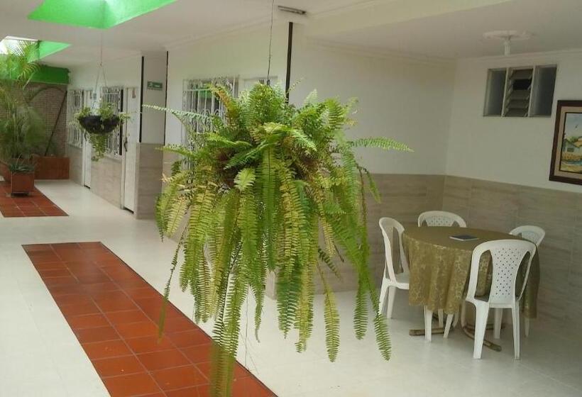 Отель Napolitano