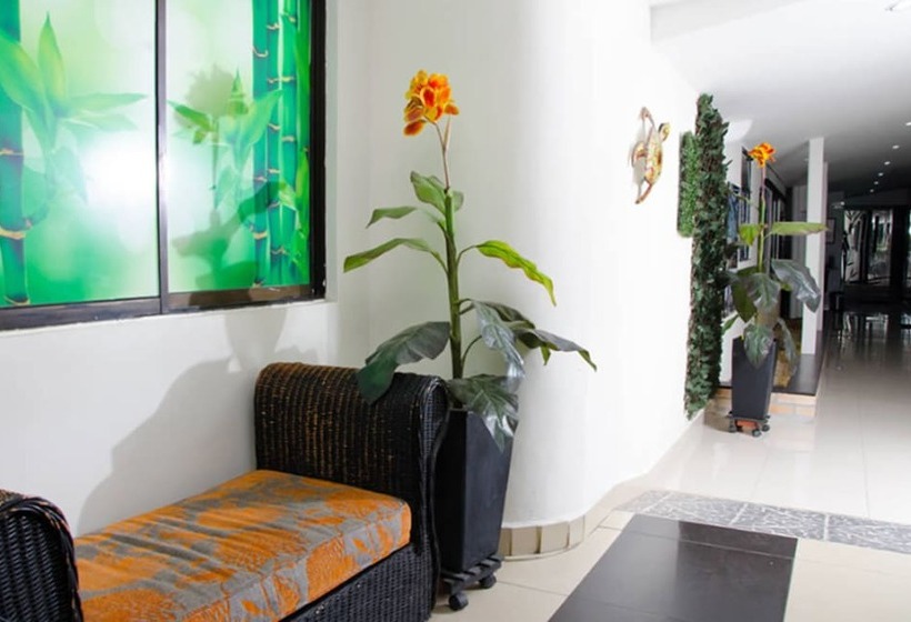 هتل Nuevo Marazul