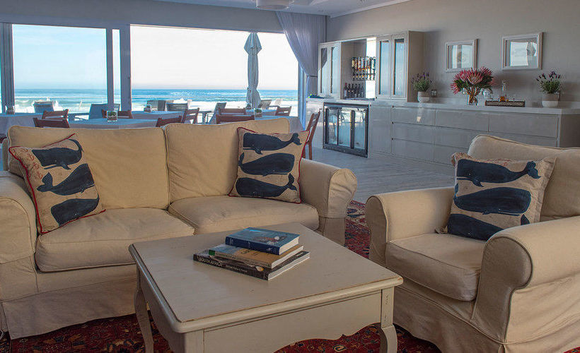 酒店 On The Beach Guest House