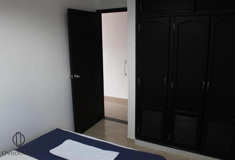 فندق Oviedo Real