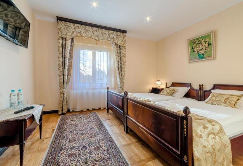 Отель Pałac Kłanino