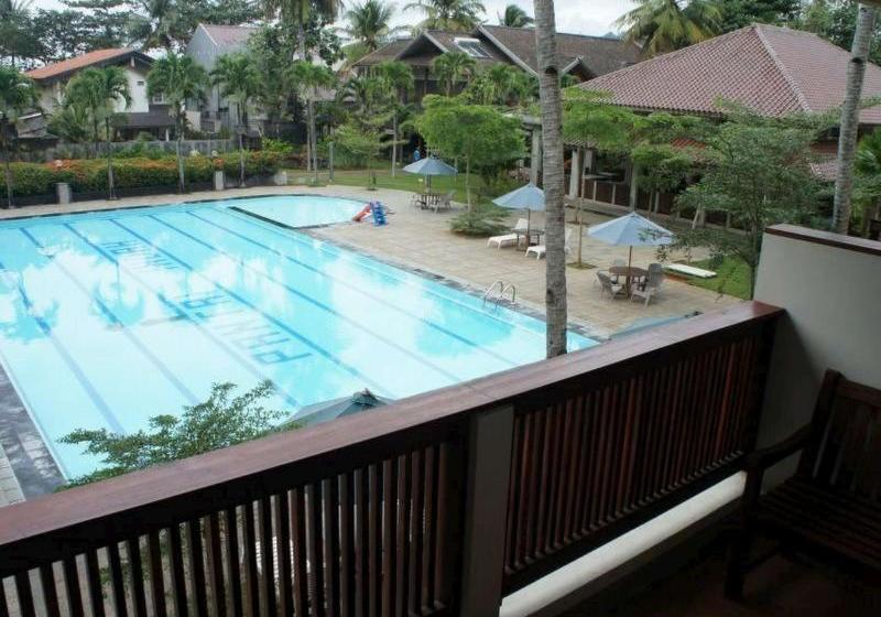 Отель Pantai Indah Resort  Timur
