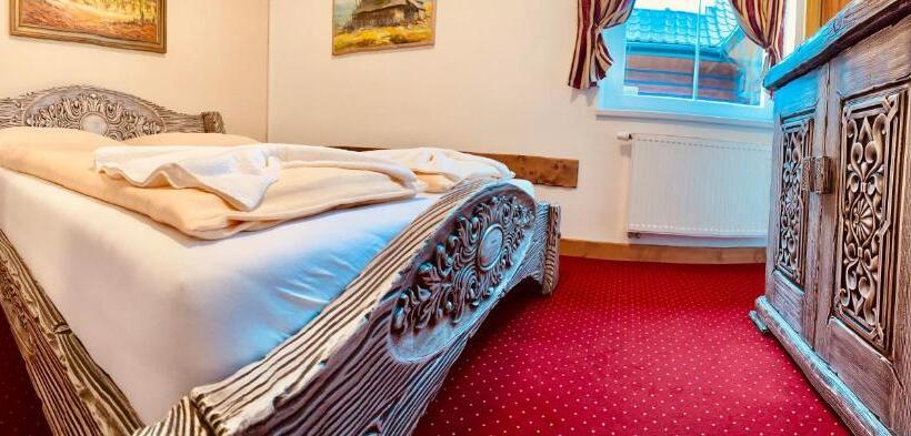 Отель Pension Aja