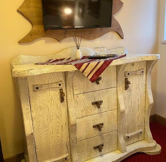 Отель Pension Aja