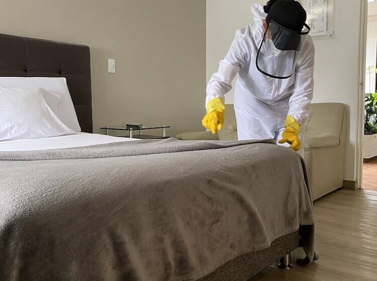 בית מלון כפרי Picasso Inn