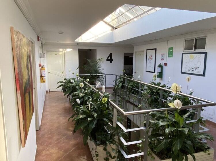 בית מלון כפרי Picasso Inn