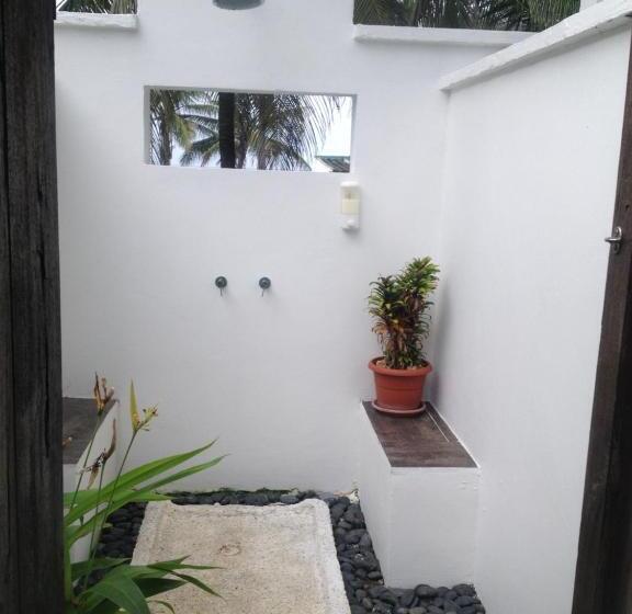 호텔 Playa Tranquilo B&b And Dive Shop