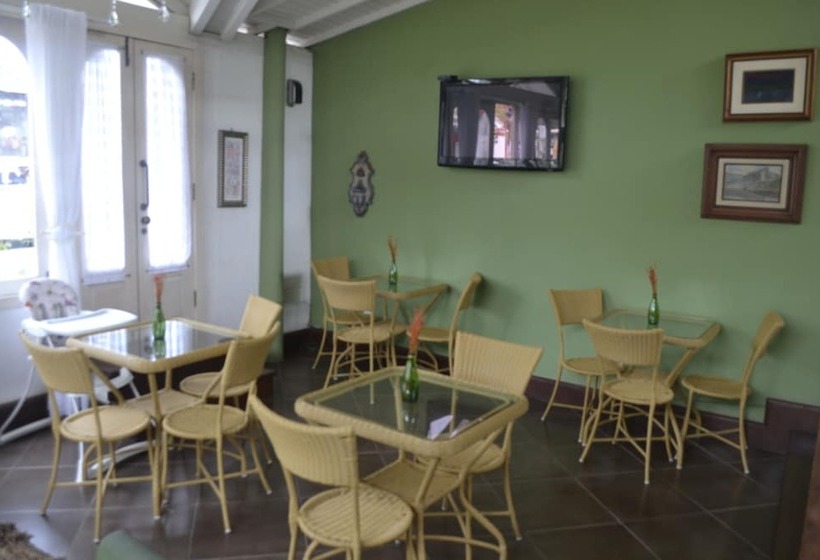 호텔 Pousada Amendoeira