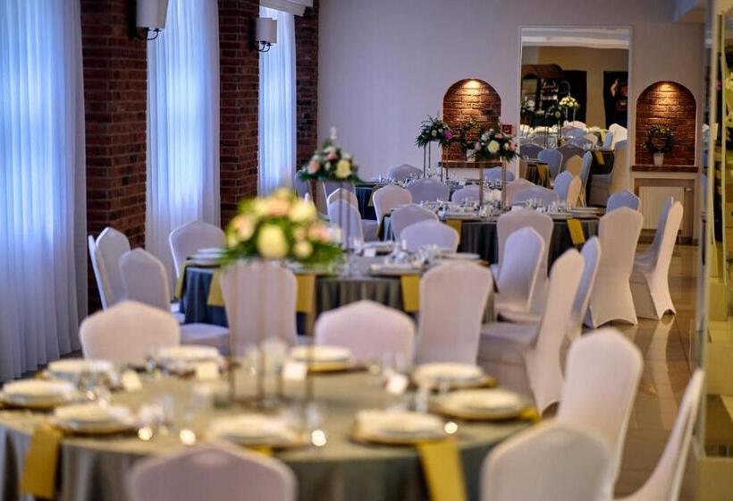 هتل Przystanek Torun