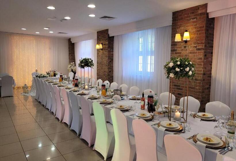 هتل Przystanek Torun