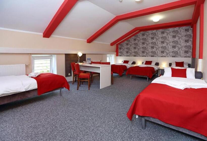 هتل Przystanek Torun