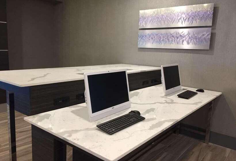 Radisson Hotel Oakland Airport