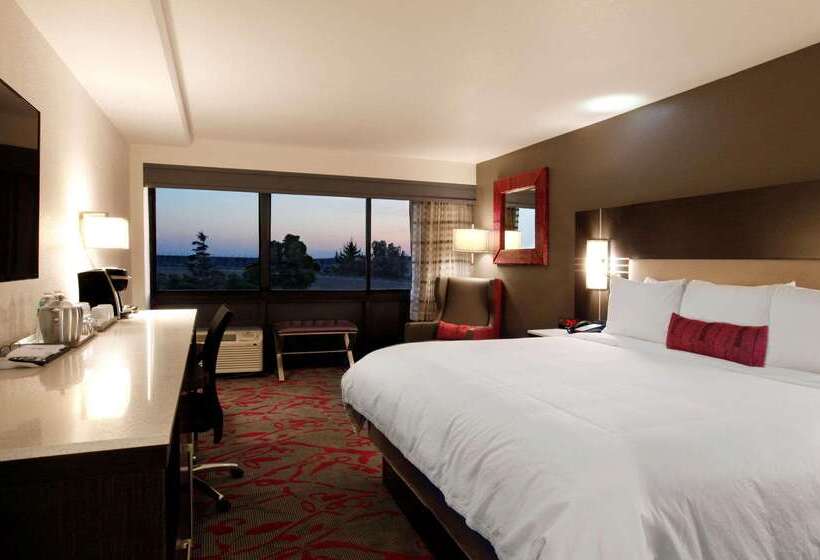 Radisson Hotel Oakland Airport