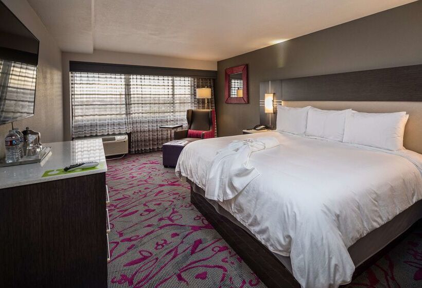 Radisson Hotel Oakland Airport