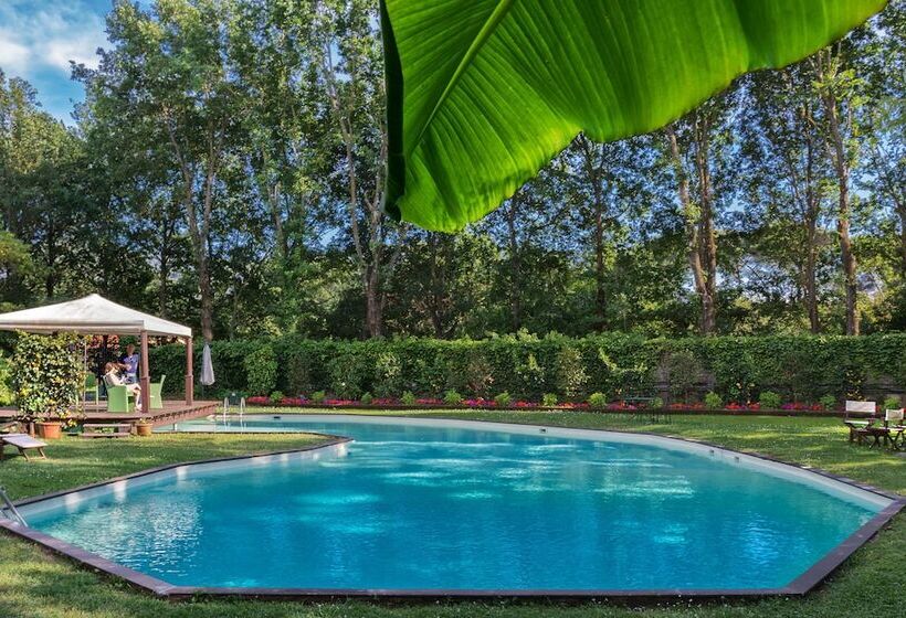 هتل Resort Dei Limoni