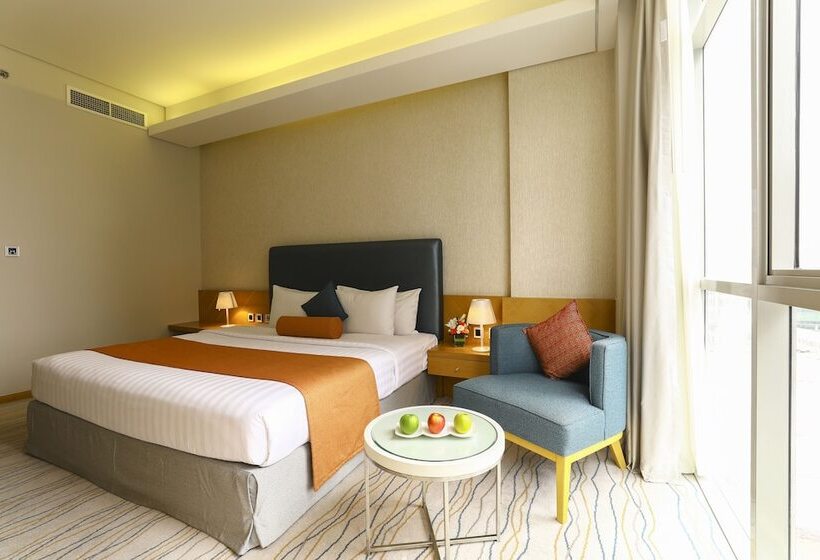 هتل Royal Continental