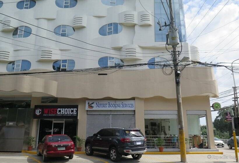 S Hotel & Residences