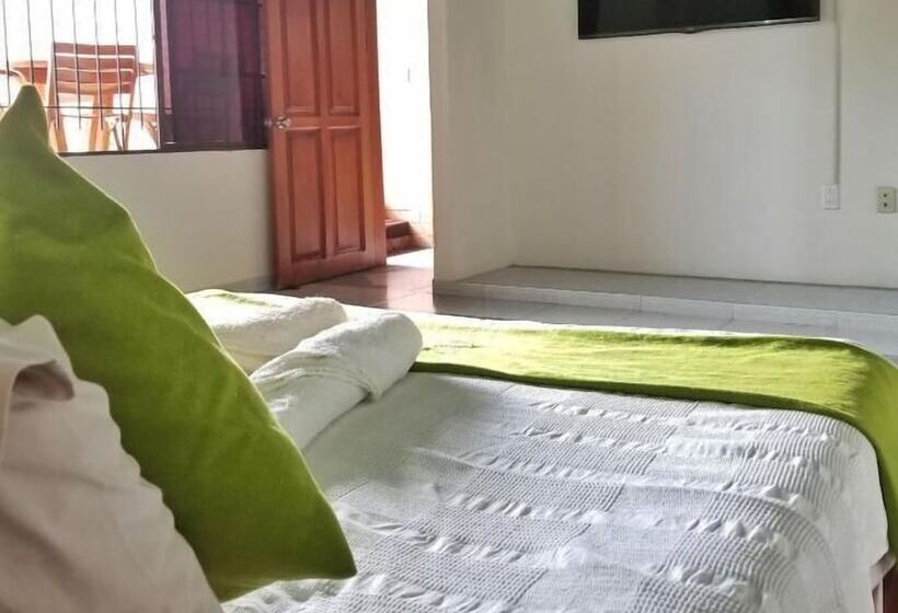 هتل Sam S Vip Hostel San Gil