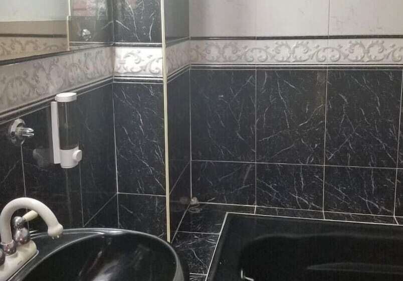 هتل Sam S Vip Hostel San Gil