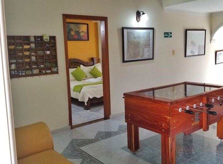 هتل Sam S Vip Hostel San Gil