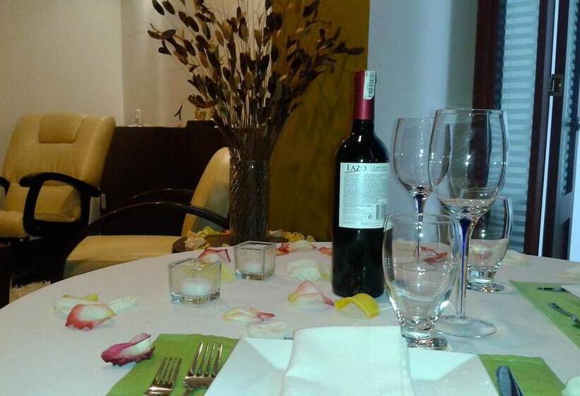 هتل Serenity Suites Casa Boutique