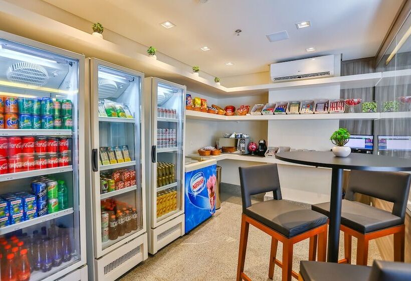 בית מלון כפרי Sleep Inn Aeroporto De Guarulhos São Paulo