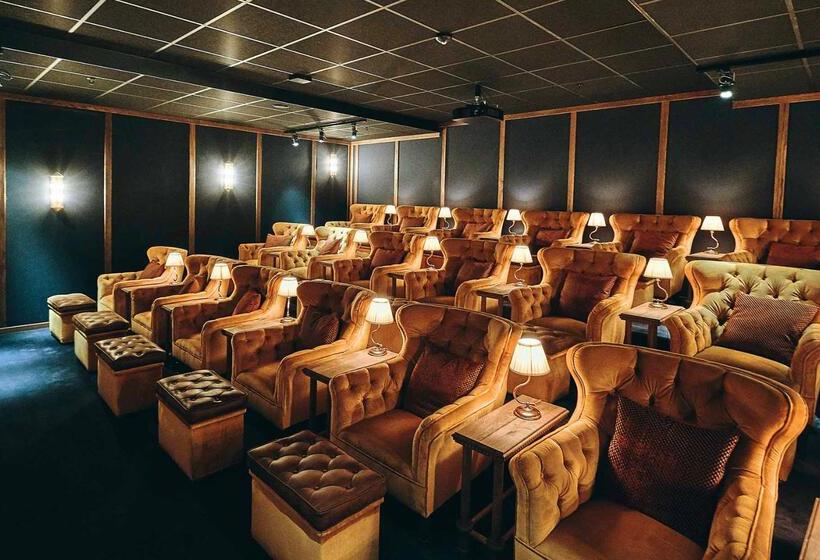 בית מלון כפרי Steam