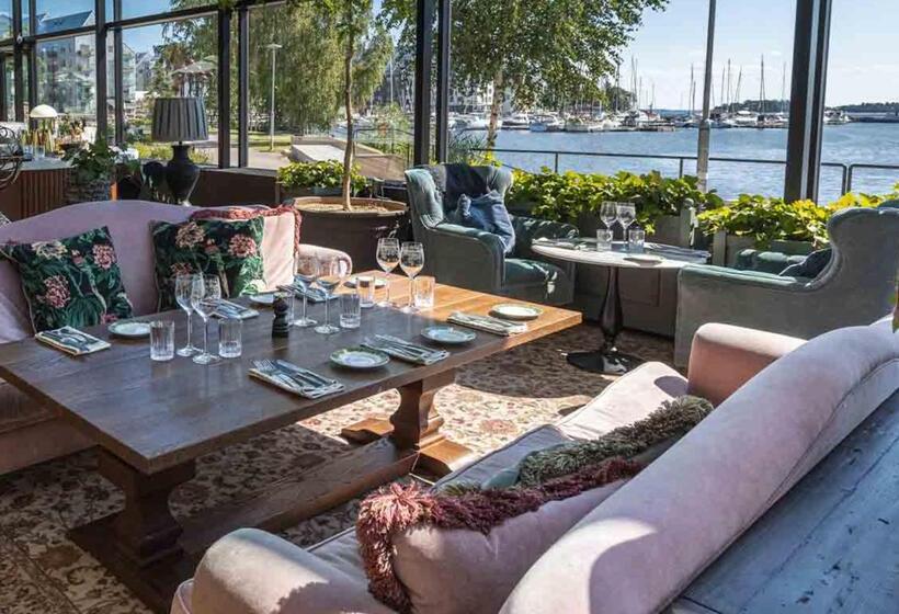 בית מלון כפרי Steam