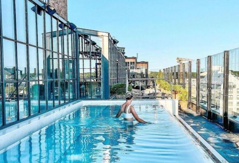 בית מלון כפרי Steam