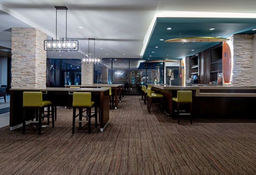 Suncoast Park Hotel Anaheim Resort, Tapestry By Hilton