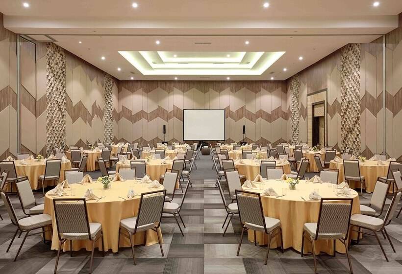 Отель Swissbelresort Pecatu