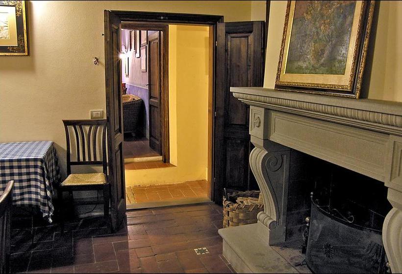 Otel Tassinaia Bed And Breakfast