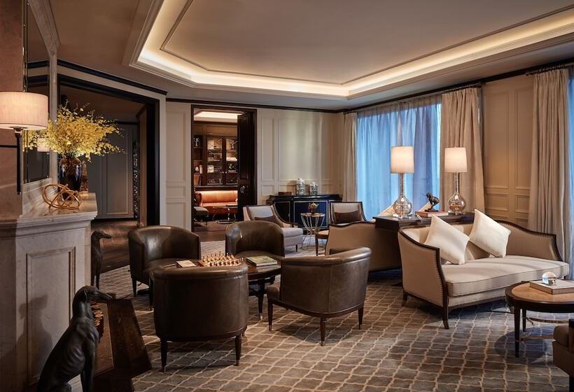 فندق The Ritzcarlton, Haikou