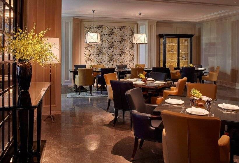 فندق The Ritzcarlton, Haikou