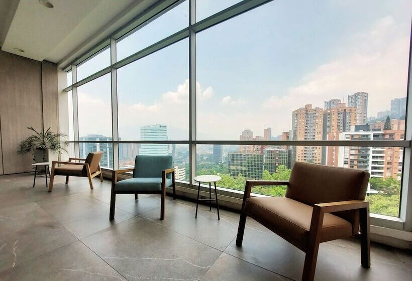 فندق Viaggio Medellin Grand Select