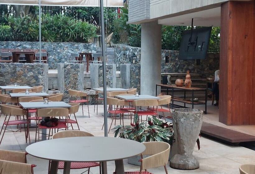 فندق Viaggio Medellin Grand Select