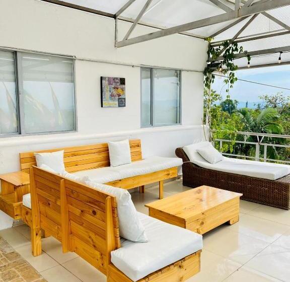 Отель West California