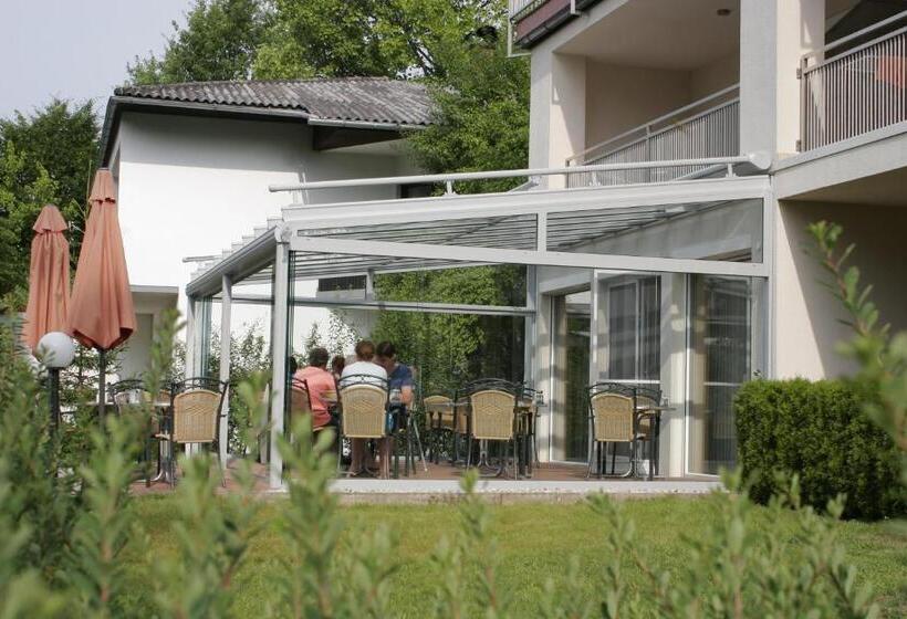 Отель Wohlfühlpension Kristan