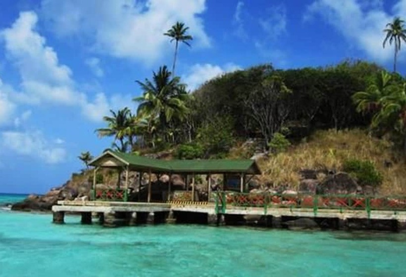 酒店 Y Centro De Buceo Sirius