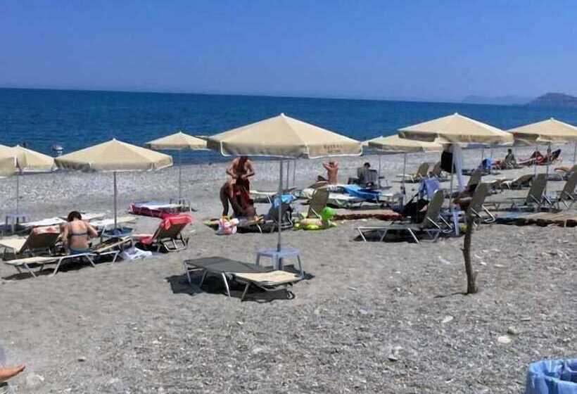 Mythos Beach Hotel Apartments