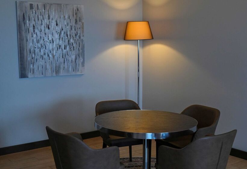 Radisson Blu Hotel, Abidjan Airport