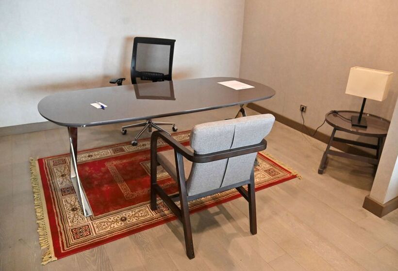 Radisson Blu Hotel, Abidjan Airport