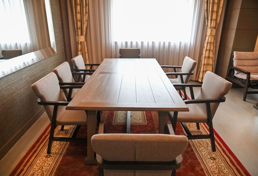 Radisson Blu Hotel, Abidjan Airport