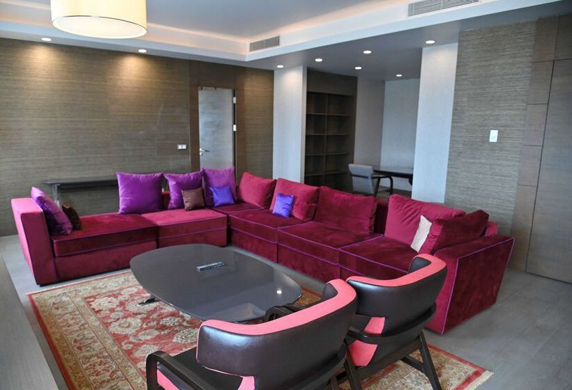 Radisson Blu Hotel, Abidjan Airport